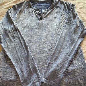 Men’s XL long sleeve shirt. Button down neck